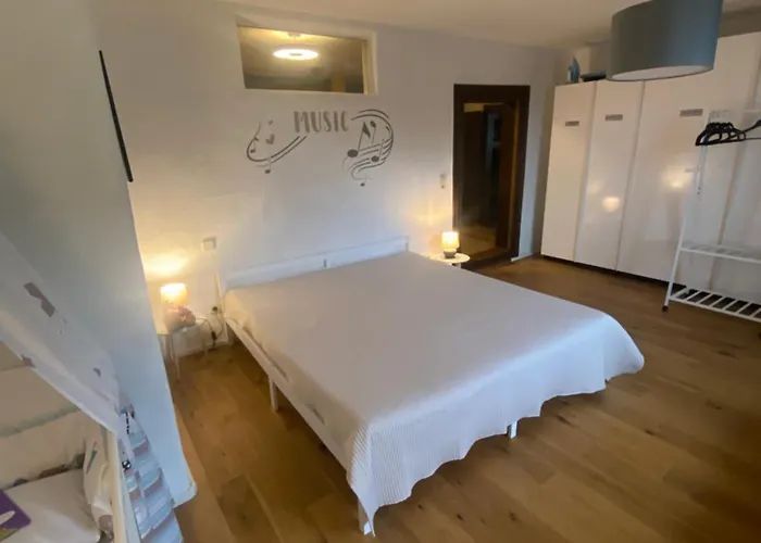 Moderner Altstadttraum アパート